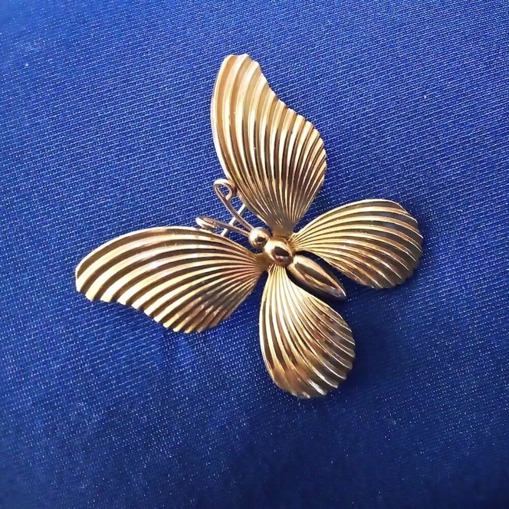 Butterfly brooch vintage EC